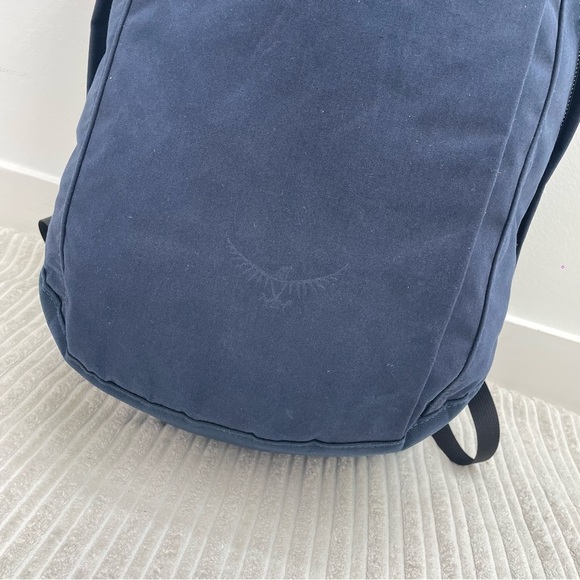 Osprey Large Day 20L Grey Backpack - Picture 5 of 10